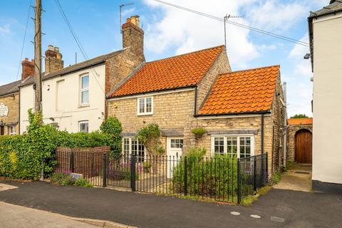 1 bedroom cottage for sale, High Street, Metheringham, LN4