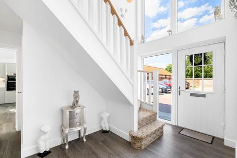 undefined, St. Peters Court, Newton-On-Trent, LN1