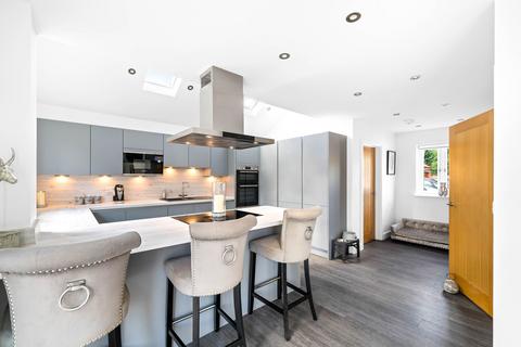 undefined, St. Peters Court, Newton-On-Trent, LN1