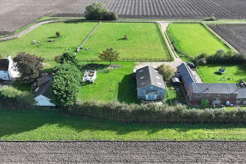 4 bedroom property with land for sale, Low Grounds, Swineshead PE20