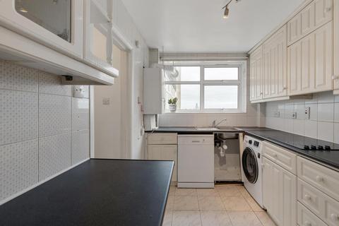 2 bedroom flat for sale, The Grange, The Knoll, Ealing, London, W13