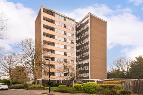 2 bedroom flat for sale, The Grange, The Knoll, Ealing, London, W13