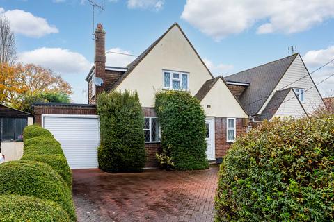 4 bedroom detached house for sale, Bull Lane, Rayleigh, SS6