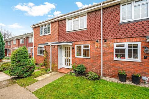 2 bedroom terraced house for sale, Delaporte Close, Epsom