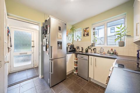 3 bedroom semi-detached house for sale, Wellington Avenue, Fleet, Hampshire, GU51