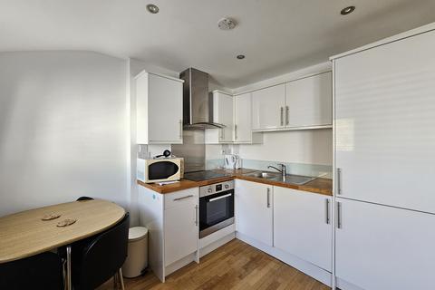 1 bedroom apartment to rent, London Street, Paddington W2