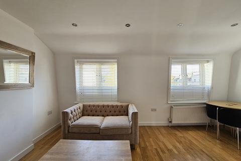 1 bedroom apartment to rent, London Street, Paddington W2