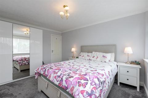 42 Carleton Drive, Darlington, DL3 9QP