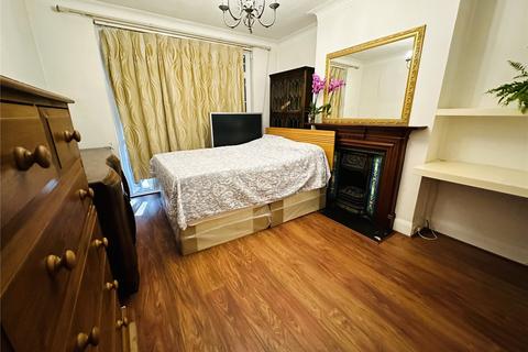 94 Callander Road, London, SE6 2QE