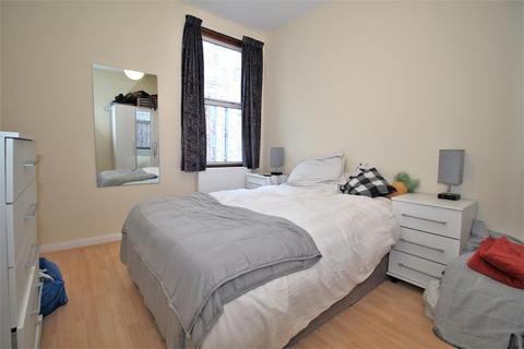 1 bedroom flat to rent, Gowan Road, London NW10