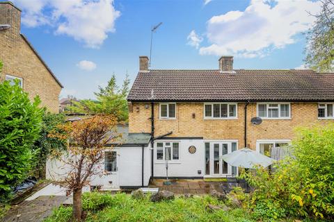 3 bedroom semi-detached house for sale, Hillside, Banstead