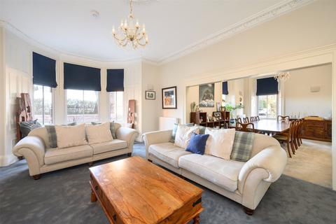 Redheugh, 13 Bayswell Park, Dunbar, EH42 1AE