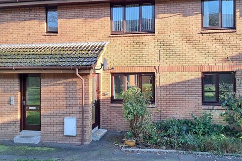 2 bedroom ground floor flat to rent, 45 Kirkpatrick Court, Dumfries, Dumfries And Galloway. DG2 7DG