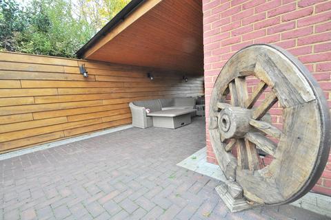 School House Princes Plain, Bromley, BR2 8LD