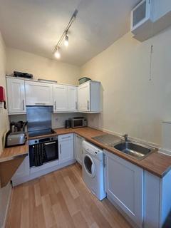 3 bedroom flat to rent, Fowler Terrace, Polwarth, Edinburgh, EH11