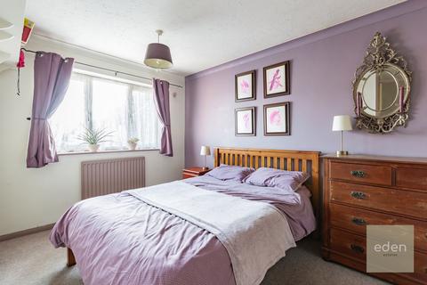 34 Coombe Close, Snodland, ME6 5EF