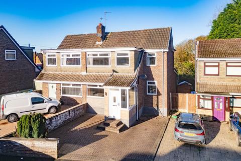 4 bedroom semi-detached house for sale, Monmouth Crescent, Ashton-In-Makerfield, WN4