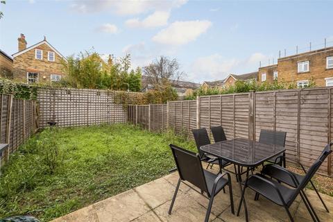 53 Albert Road, Kingston Upon Thames, KT1 3DQ