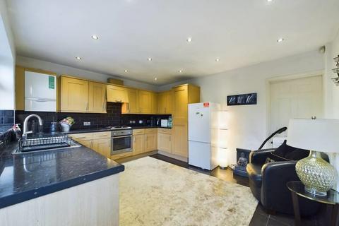 5 bedroom house for sale, Farm Way, Hornchurch