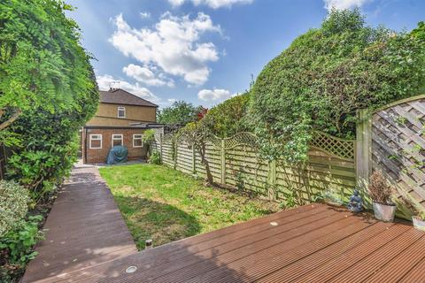 3 bedroom terraced house for sale, Bessingby Road, Ruislip HA4