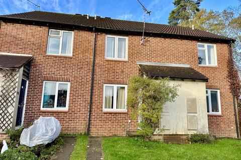 2 bedroom terraced house for sale, Grafton Close, Whitehill GU35