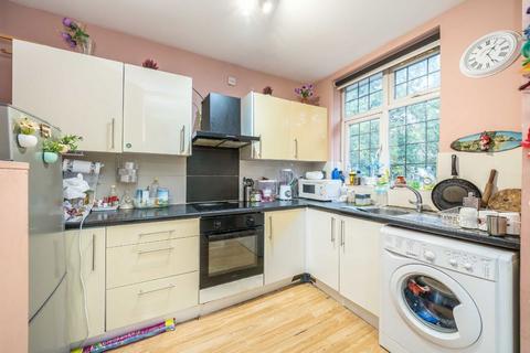 1 bedroom flat for sale, Spur Road, Isleworth TW7