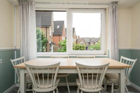 1 bedroom retirement property for sale, Springfield Meadow, Weybridge KT13