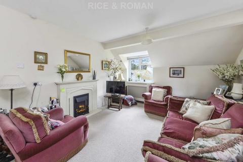 1 bedroom retirement property for sale, Mayfield Road, Weybridge KT13