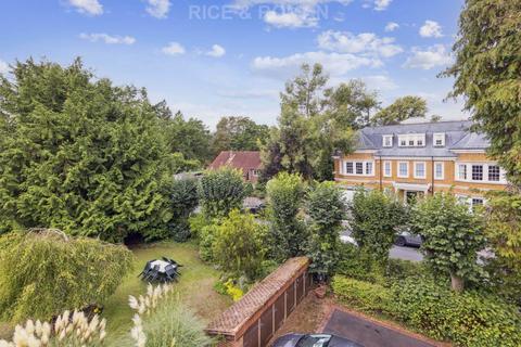 1 bedroom retirement property for sale, Mayfield Road, Weybridge KT13