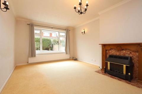 4 bedroom semi-detached house to rent, Westwood Road, Newbury RG14