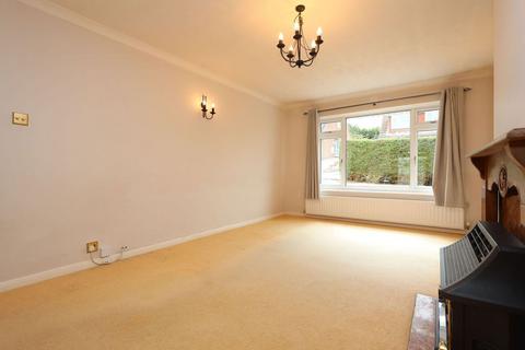 4 bedroom semi-detached house to rent, Westwood Road, Newbury RG14