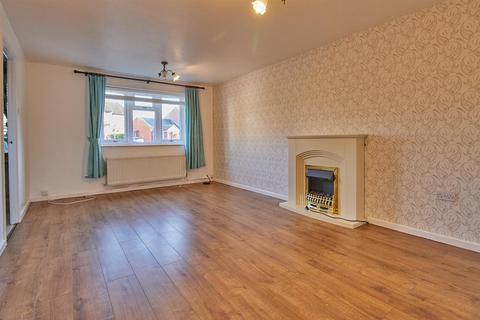 2 bedroom semi-detached bungalow to rent, Sycamore Close, Burbage.