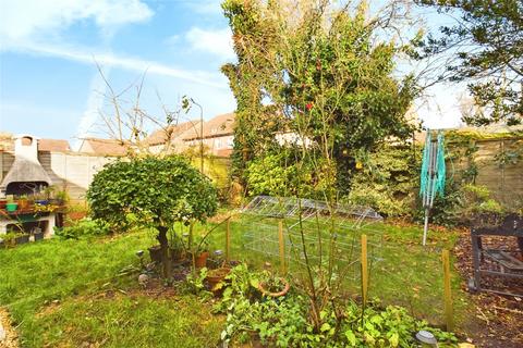 7 Thrush Close, Burghfield Common, Reading, RG7 3PG