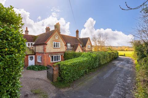 3 bedroom end of terrace house for sale, Hambleden RG9