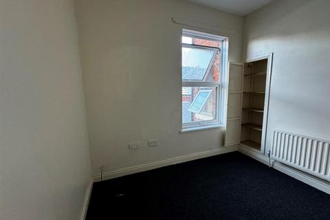 3 bedroom house to rent, Caldmore Road, Walsall