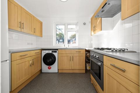 2 bedroom apartment to rent, Crouch Hill, London, N8