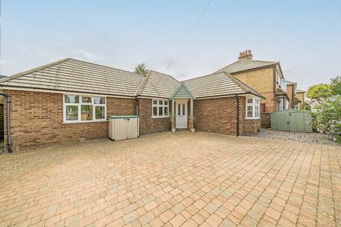 3 bedroom bungalow for sale, Fullers Way North, Surbiton KT6