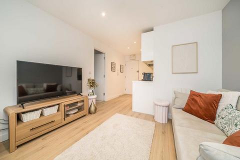 1 bedroom flat for sale, Ewell Road, Surbiton KT6