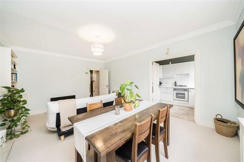 2 bedroom flat for sale, Onslow Gardens, London SW7