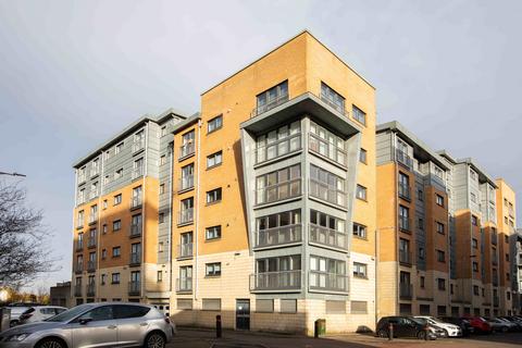 1 bedroom flat for sale, Barrland Court, Glasgow G41