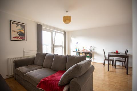 1 bedroom flat for sale, Barrland Court, Glasgow G41