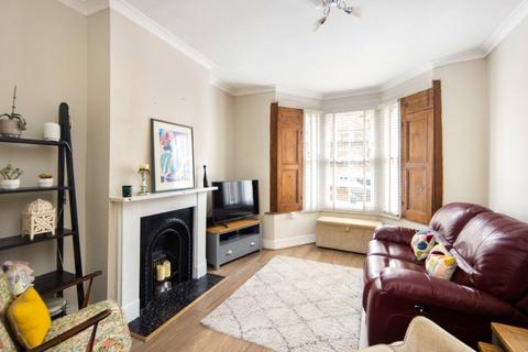 3 bedroom terraced house for sale, Knapp Road, Bow, London, E3