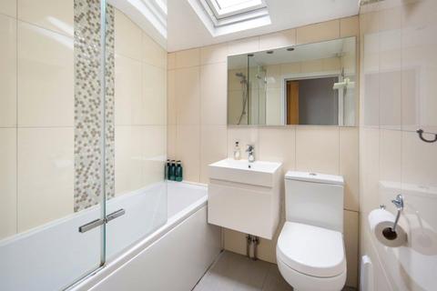 151 Knapp Road, London, E3 4BP