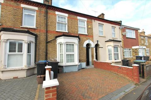 3 bedroom house to rent, Church Lane, London, N9