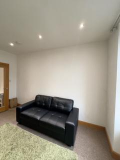 1 bedroom flat to rent, Newlands Road, Glasgow G44