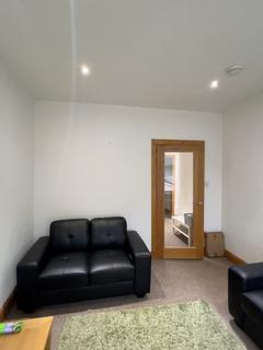 1 bedroom flat to rent, Newlands Road, Glasgow G44