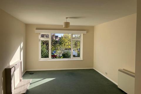 2 bedroom flat to rent, Dorset Road South, Bexhill-On-Sea