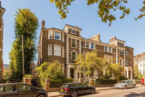 2 bedroom flat to rent, Highbury Crescent, Islington, London, N5