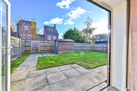 4 bedroom end of terrace house for sale, McReady Road, Whetstone, London, N20