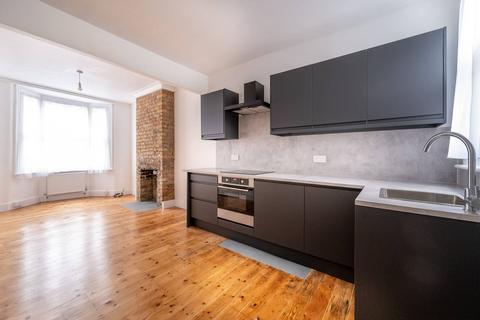 2 bedroom terraced house for sale, Aldworth Road, Stratford, London, E15